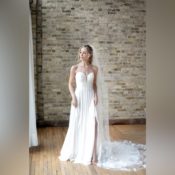 Essense of Australia Stella York 6786 wedding gown ivory - Picture 9 of 9